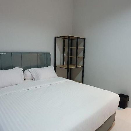 Reddoorz Plus Near Siloam Hospital Balikpapan Eksteriør billede