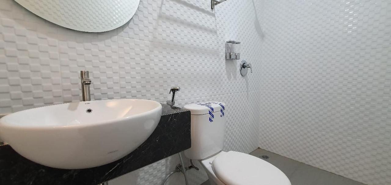 Reddoorz Plus Near Siloam Hospital Balikpapan Eksteriør billede