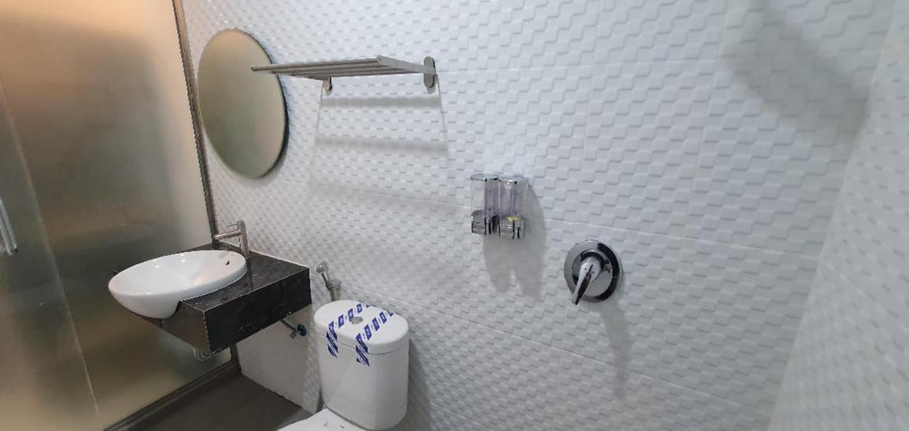 Reddoorz Plus Near Siloam Hospital Balikpapan Eksteriør billede
