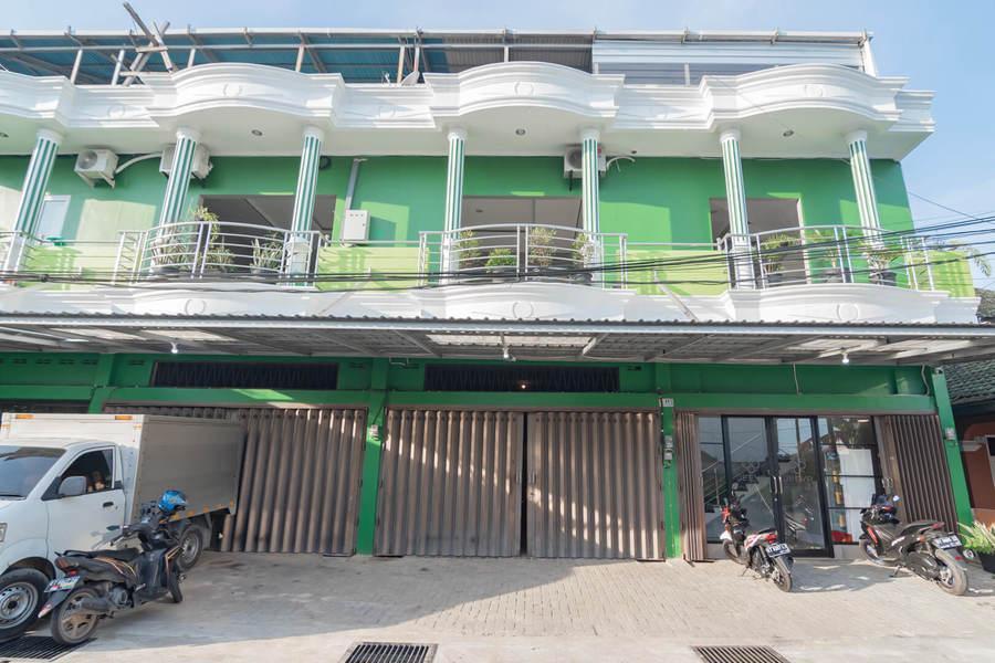 Reddoorz Plus Near Siloam Hospital Balikpapan Eksteriør billede
